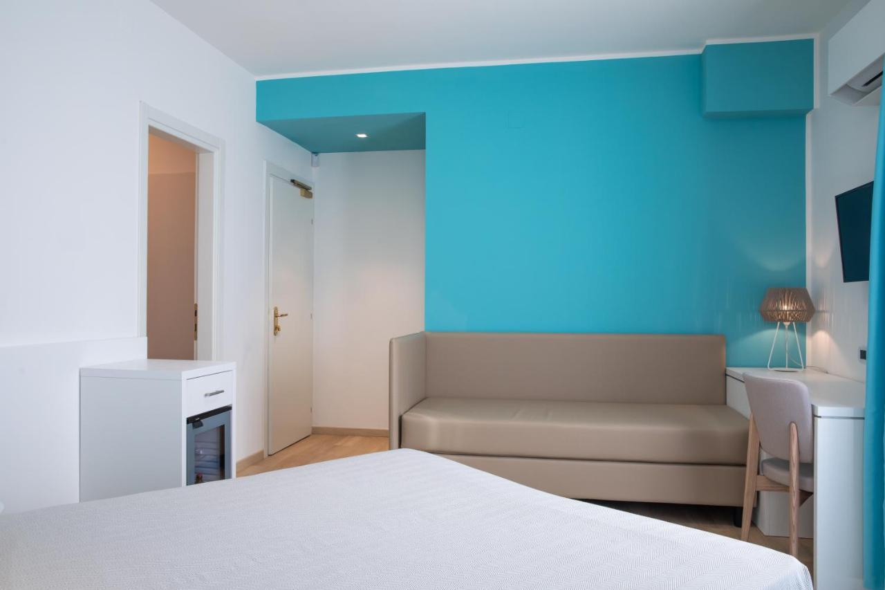 Lu' Hotel Maladroxia SantʼAntìoco المظهر الخارجي الصورة