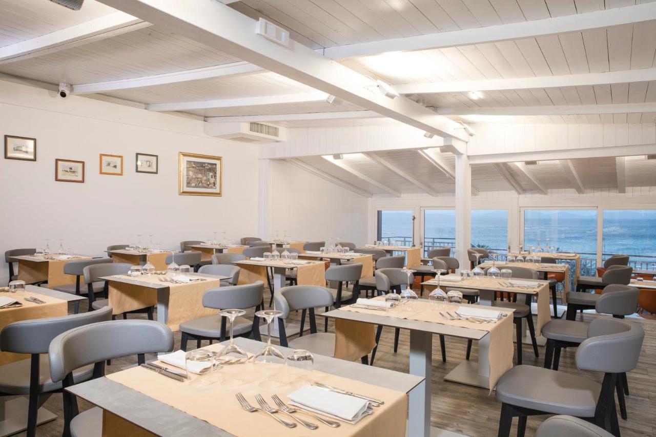 Lu' Hotel Maladroxia SantʼAntìoco المظهر الخارجي الصورة