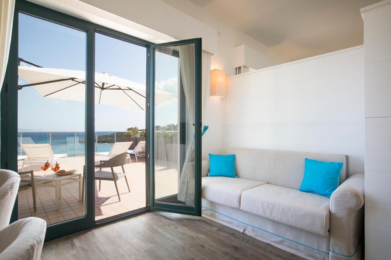 Lu' Hotel Maladroxia SantʼAntìoco المظهر الخارجي الصورة