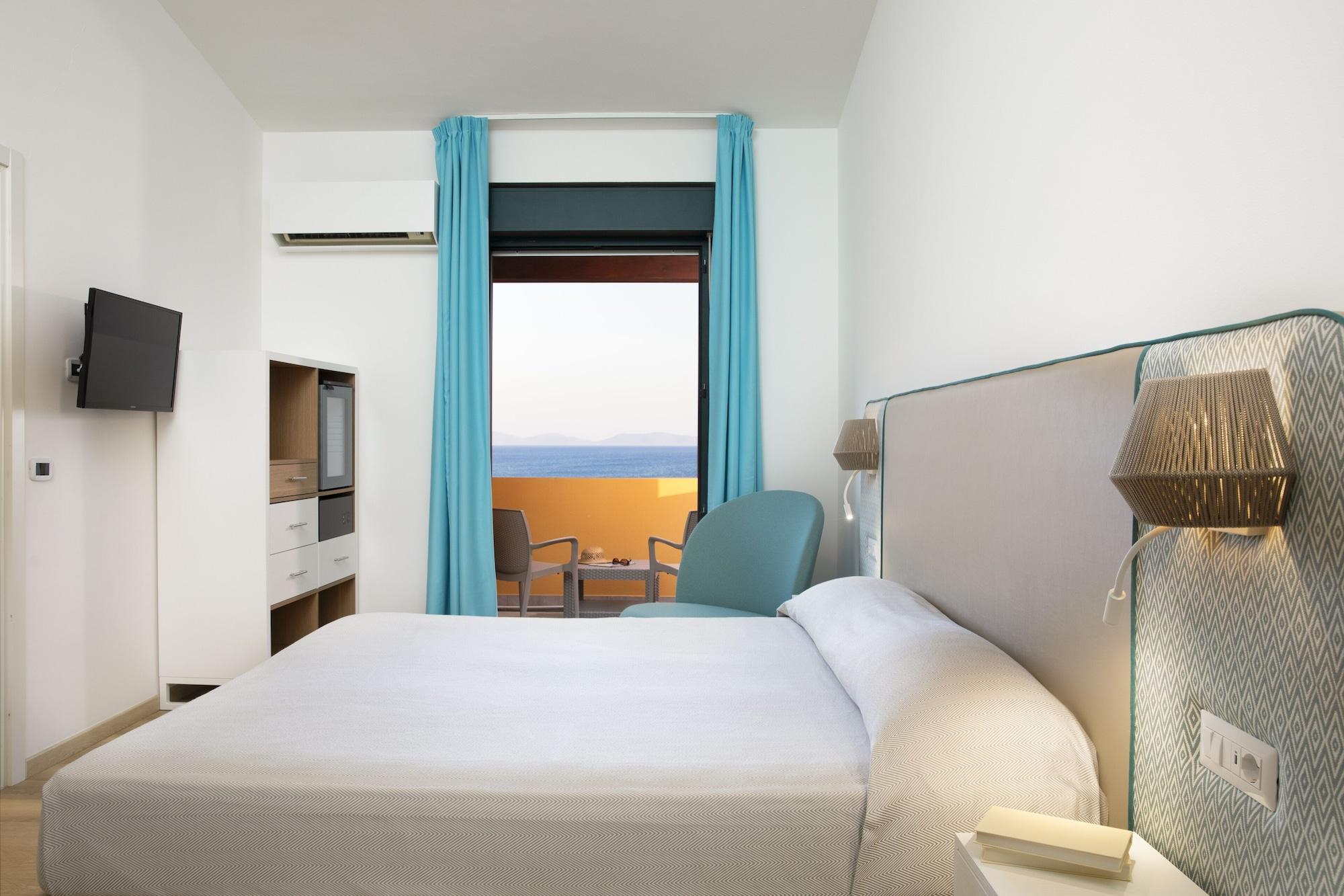 Lu' Hotel Maladroxia SantʼAntìoco المظهر الخارجي الصورة